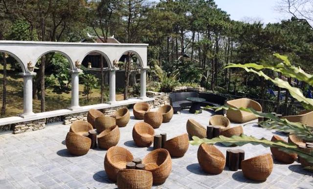 Resort[-]trên[-]núi[-]Ba[-]Vì:[-]Giấy[-]phép[-]"trước[-]sau[-]sẽ[-]cấp"?